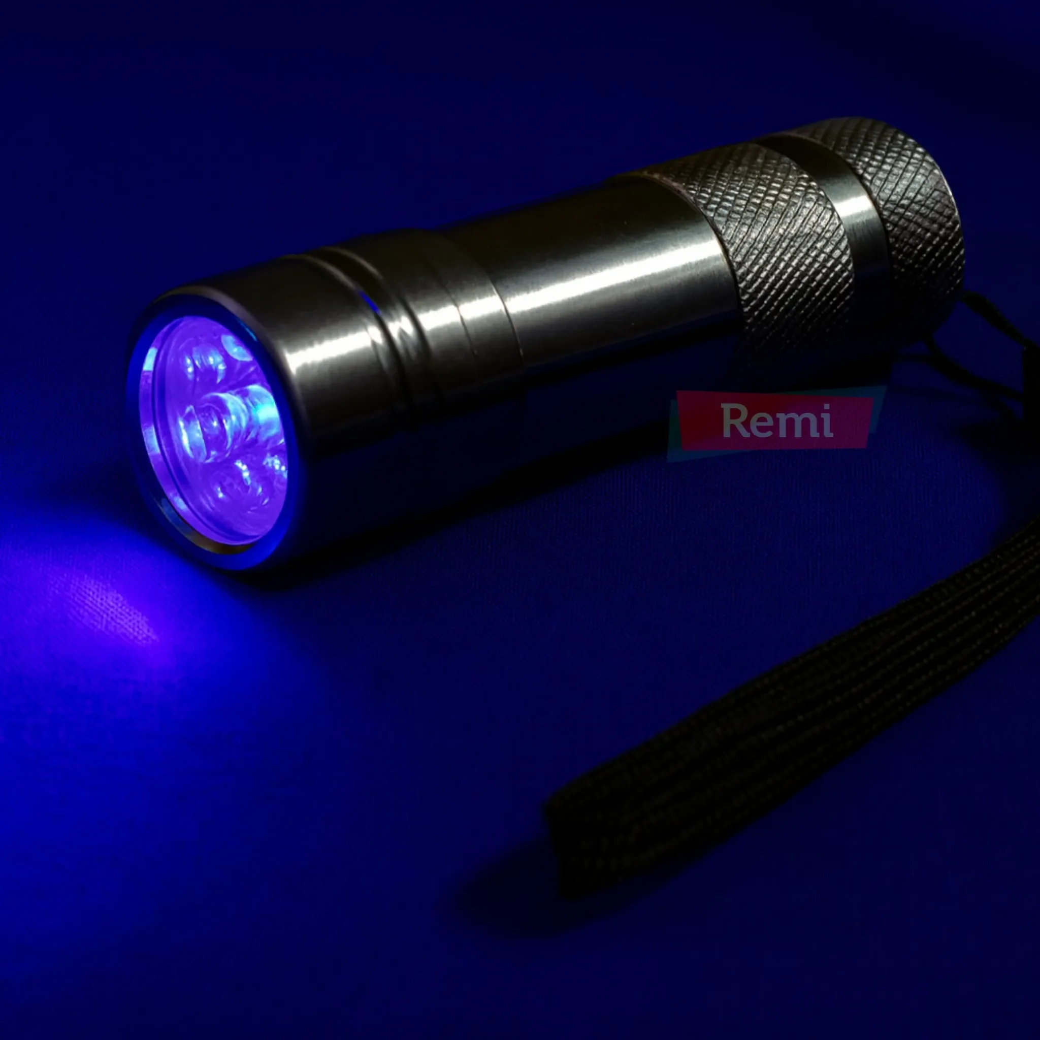 Linterna UV Anti Chinches - Remi Hogar - Image 2